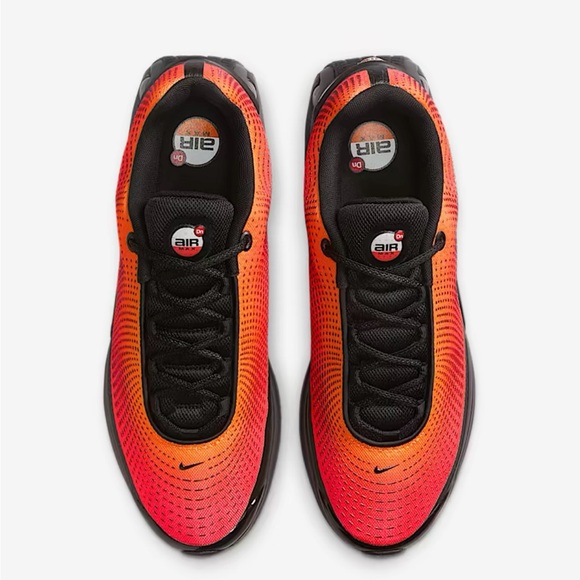 Nike Men's Black and Red Air Sneakers